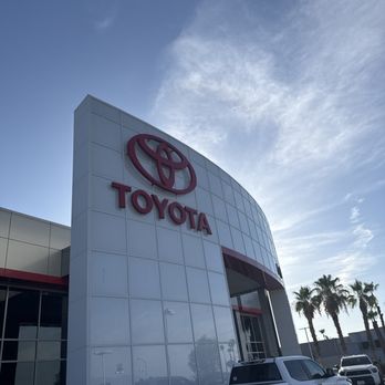 I-10 Toyota - Auto Repair Near Me - Indio, California