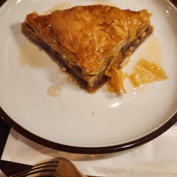 Izgara mediterranean kitchen - Served Hot Baklava - Mediterranean Near Me - Weston , Florida Izgara mediterranean kitchen - Served Hot Baklava - Mediterranean Near Me - Weston , Florida