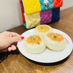 Dinesty Dumpling House - Pan fried pork buns, pork soup dumplings
