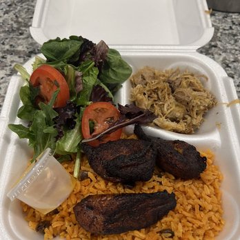 Munchies Latin Kitchen - Munchies Speciality Platter - Latin American Near Me Munchies Latin Kitchen - Munchies Speciality Platter - Latin American Near Me