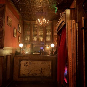 Black Rabbit Rose - Cocktail Bars Near Me - Los Angeles, California