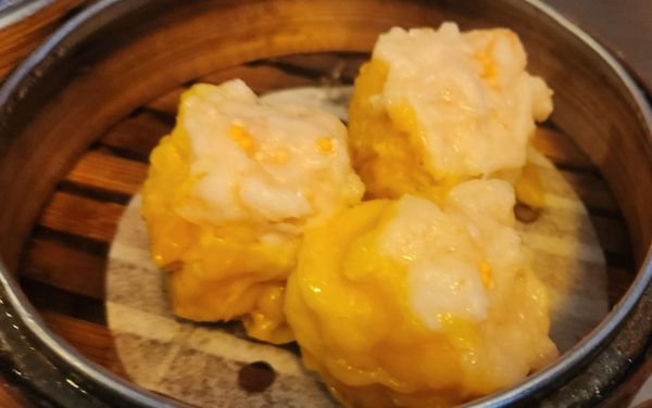 Ding Dim 1968 by null