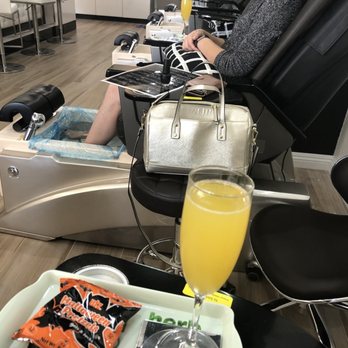 Roxy Nail Bar - Nail Salons Near Me - Orange, California Roxy Nail Bar - Nail Salons Near Me - Orange, California