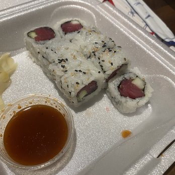 Sushi Lico - Spicy tuna with the sauce on the side. I love to order it like this :) - Sushi Bars Near Me - Miami, Florida Sushi Lico - Spicy tuna with the sauce on the side. I love to order it like this :) - Sushi Bars Near Me - Miami, Florida