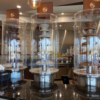 Melt n’ Dip - Chocolate fountains - Creperies Near Me - Willowbrook, Illinois