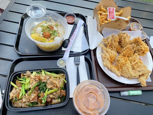 Tuk Tuk Thai Street Food by null