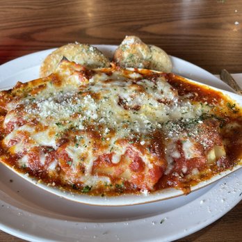 Demnika's Italiano - Meat Lasagna - Italian Near Me - Kettering, Ohio