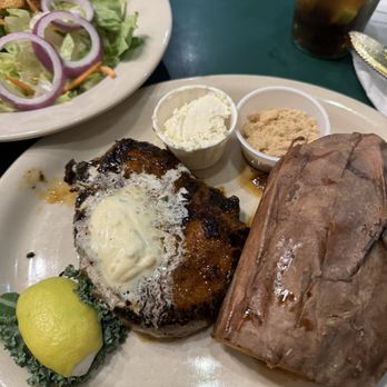 Spanky's Restaurant - Steak, sweet potato and salad - New American Near Me - Orange, Texas
