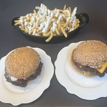 Amboy - Burgers Near Me - West Covina, California Amboy - Burgers Near Me - West Covina, California