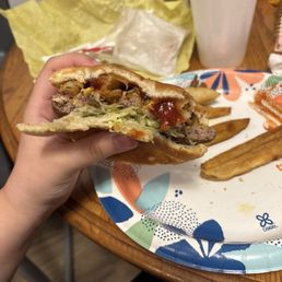 BBQ BACON BURGER BBQ BACON BURGER