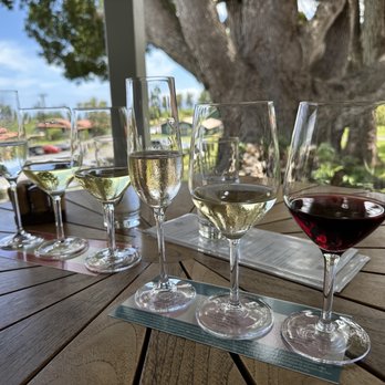 MauiWine - 2 flights - Wineries Near Me - Kula, Hawaii MauiWine - 2 flights - Wineries Near Me - Kula, Hawaii