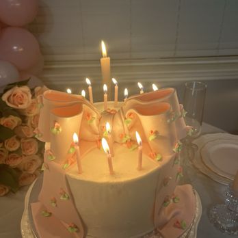 Jenny's Bakery Too! - Bakeries Near Me - Friendswood, Texas