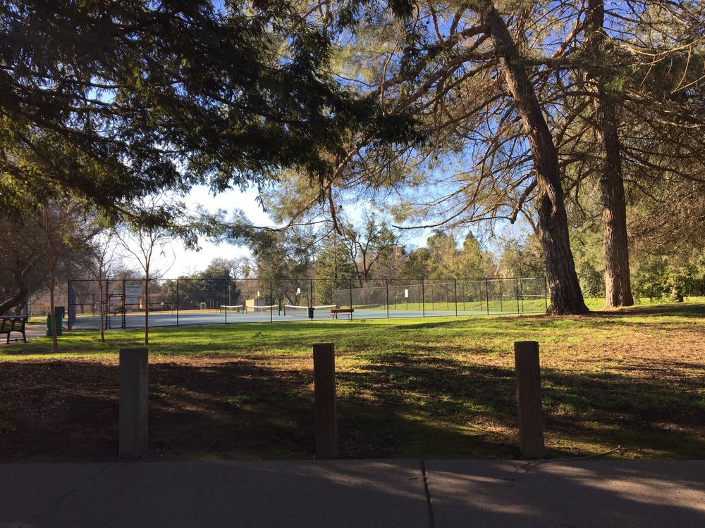 ASHTON PARC 27 Photos & 36 Reviews Apartments 2201 Arena Blvd