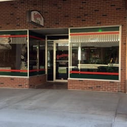 Gambino's Pizza - Mall entrance