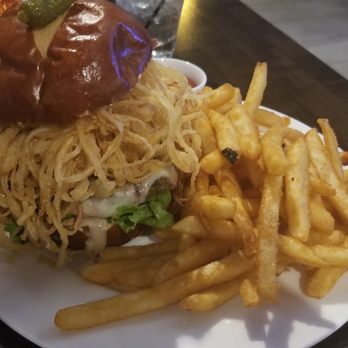 Bellagio Ristorante - HUGE burger cooked perfectly to order. - Steakhouses Near Me - Mount Laurel, New Jersey Bellagio Ristorante - HUGE burger cooked perfectly to order. - Steakhouses Near Me - Mount Laurel, New Jersey