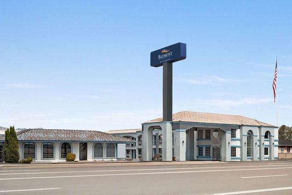 CLOSED - Red Roof Inn Kingman by null