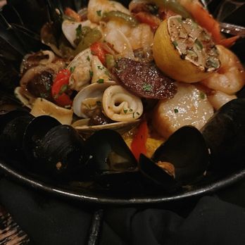 Mad Chef Kitchen And Bar - Paella - New American Near Me - Ellicott City, Maryland