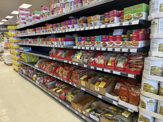 (Halal) International Foods by null