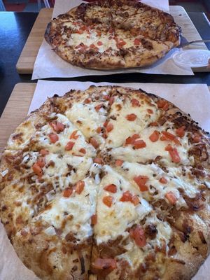 Tom's Pizza by null
