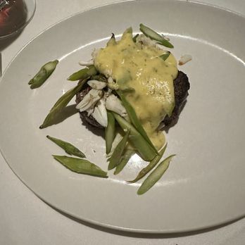 Del Frisco's Double Eagle Steakhouse - Filet Oscar style - Steakhouses Near Me - Pittsburgh, Pennsylvania Del Frisco's Double Eagle Steakhouse - Filet Oscar style - Steakhouses Near Me - Pittsburgh, Pennsylvania