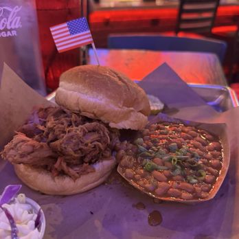 One Hot Mamas BBQ - Pulled Pork Sandwich - Barbeque Near Me - Hilton Head Island, South Carolina One Hot Mamas BBQ - Pulled Pork Sandwich - Barbeque Near Me - Hilton Head Island, South Carolina