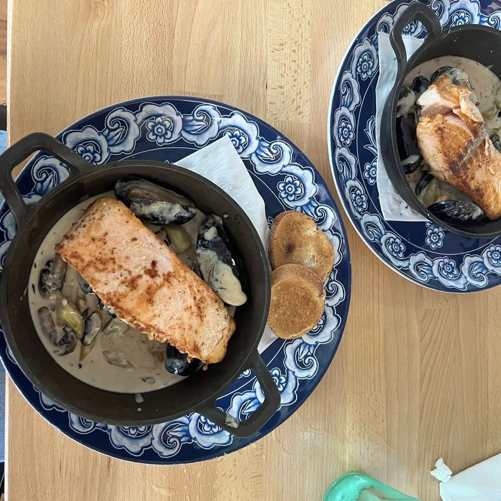 Van Gogh's Eeterie - Zeeland Salmon - Breakfast & Brunch Near Me - Springfield, Missouri Van Gogh's Eeterie - Zeeland Salmon - Breakfast & Brunch Near Me - Springfield, Missouri