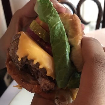 Beach Cafe - Beach Burger with Cheese. - American Near Me - New York, New York