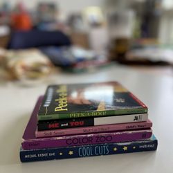 Florence Pointe Park - Bringing books to the community library.