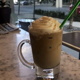 Breaking bean latte Breaking bean latte