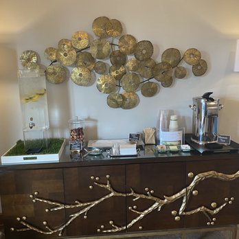Spa Montage Kapalua Bay - Women's Lounge area - Day Spas Near Me - Lahaina, Hawaii Spa Montage Kapalua Bay - Women's Lounge area - Day Spas Near Me - Lahaina, Hawaii