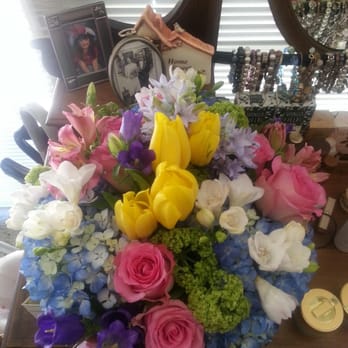 Palos Verdes Florist - My Omas Bouquet. So lovely - Florists Near Me - Rolling Hills Estates, California Palos Verdes Florist - My Omas Bouquet. So lovely - Florists Near Me - Rolling Hills Estates, California