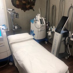 HKB Cosmetic Surgery - Cold sculpting room.
