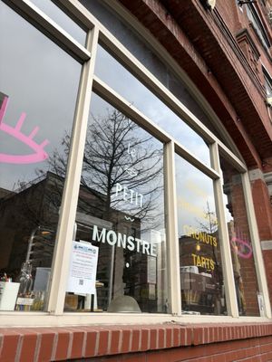 Le Petit Monstre by null