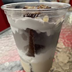 Zelaya's Bakery - Chocolate cake cup
