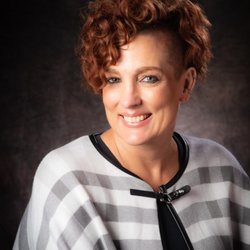Touch of Key West Photograhy - Professional well-designed business portraits