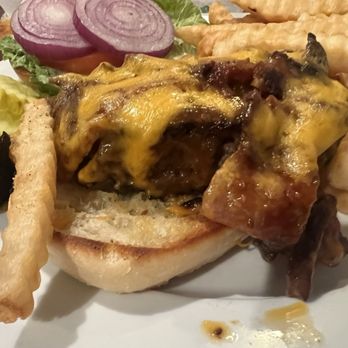 Center Street Grille - Bacon wrapped meatloaf sandwich - New American Near Me - Enola, Pennsylvania