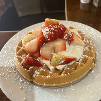 The Griddle Cafe - French toast - Breakfast & Brunch Near Me - Los Angeles, California The Griddle Cafe - French toast - Breakfast & Brunch Near Me - Los Angeles, California