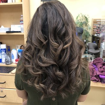 Bella Beauty Salon - Hair doneby Nicole - Hair Salons Near Me - Sacramento, California Bella Beauty Salon - Hair doneby Nicole - Hair Salons Near Me - Sacramento, California