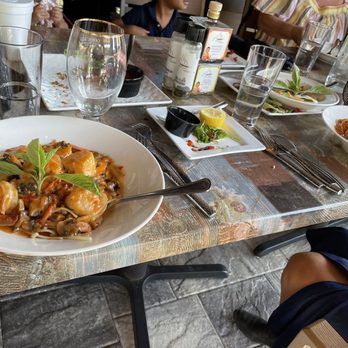 Poppys Italiano - Shrimp & scallop pasta alla Rosa - Italian Near Me - St. Augustine, Florida Poppys Italiano - Shrimp & scallop pasta alla Rosa - Italian Near Me - St. Augustine, Florida