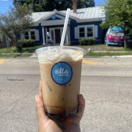 16 oz. Cold Brew w/horchata cold foam. Sweeten.