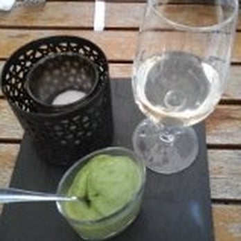 Café Zinette - Petite entrée offerte, crème au fanes de carottes, délicieuse ! - Cafes Near Me - Grand-Lancy, GE