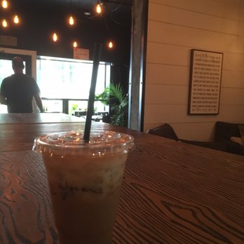 Live Oak Coffeehouse - Coffee & Tea Near Me - Midland, Michigan