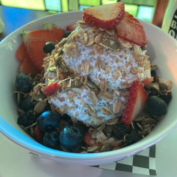 Buena Onda Cafe - Chia Bowl - Vegetarian Near Me - St. Augustine, Florida