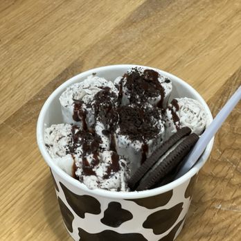 Créme Shack - Brownie ice cream - Ice Cream & Frozen Yogurt Near Me - Greenville, South Carolina Créme Shack - Brownie ice cream - Ice Cream & Frozen Yogurt Near Me - Greenville, South Carolina