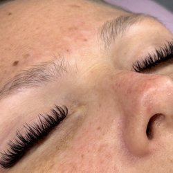 Glam Parlor Eyelash Extensions & Microblading - Wispy Volume set By Brooke! Book those appointments for an effortless glam summer this year !