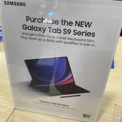 Ad posed in Framingham Best Buy offering free keyboard