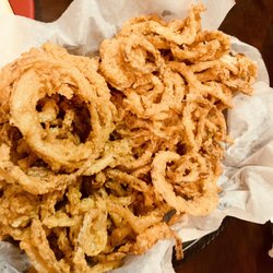 Grumpy Gators Bar & Grill - Onion straws
