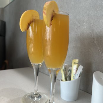 Cafe Mimosa - Bellini - Breakfast & Brunch Near Me - Petaluma, California Cafe Mimosa - Bellini - Breakfast & Brunch Near Me - Petaluma, California