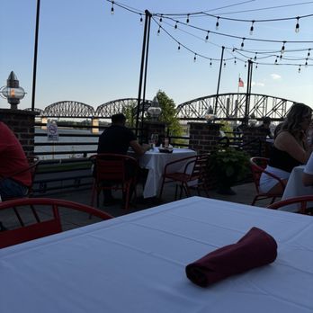 Bella Roma - Great views - Italian Near Me - Clarksville, Indiana