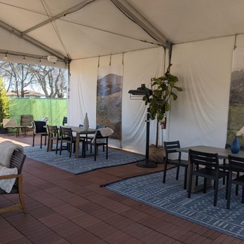 Migration Winery - Comfortable open air seated tasting - Wine Tasting Room Near Me - Napa, California Migration Winery - Comfortable open air seated tasting - Wine Tasting Room Near Me - Napa, California